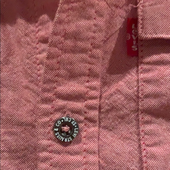 Levi’s button down top - Picture 2 of 7